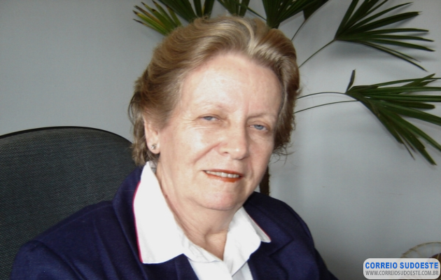 Nota-de-Falecimento:-Leninha-Murta