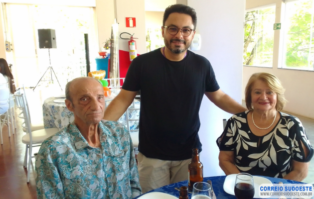 Mês-do-Advogado-é-celebrado-com-Festa-do-Havaí-em-Guaxupé