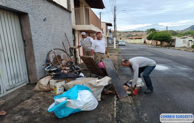 Mutirão-de-limpeza-nos-bairros-Rosana-e-Rancho-Alegre