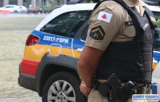 Vereadora-propõe-reforço-policial-em-escolas-e-explica-funcionamento-da-fila-do-SUS-em-Guaxupé